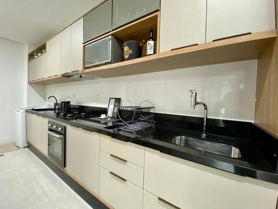 Apto 80M Da Praia Grande Vista Mar! โกเวร์นาดอร์ เซลโซ รามอส ภายนอก รูปภาพ