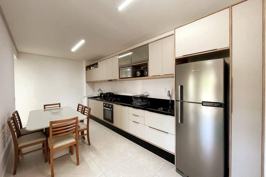 Apto 80M Da Praia Grande Vista Mar! โกเวร์นาดอร์ เซลโซ รามอส ภายนอก รูปภาพ